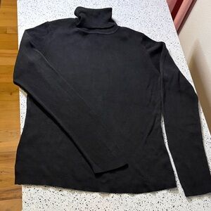 Classic simple design 100% silk true black turtleneck sweater XS Ann Taylor